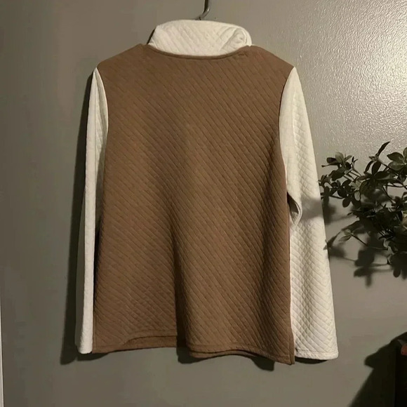 Croft & Barrow Women's Quilted Quarter-Zip Top Pullover - Picture 7 of 7